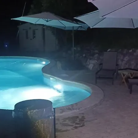 Le Hameau Saint-julien Nyaraló