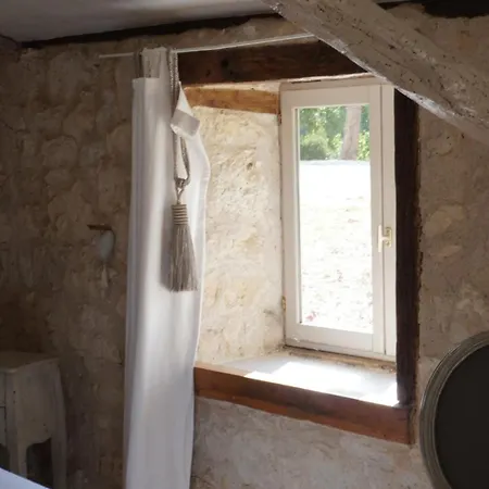Le Hameau Saint-julien Nyaraló