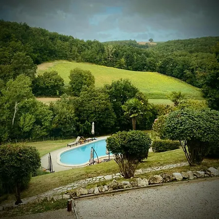 Le Hameau Saint-julien * Engayrac