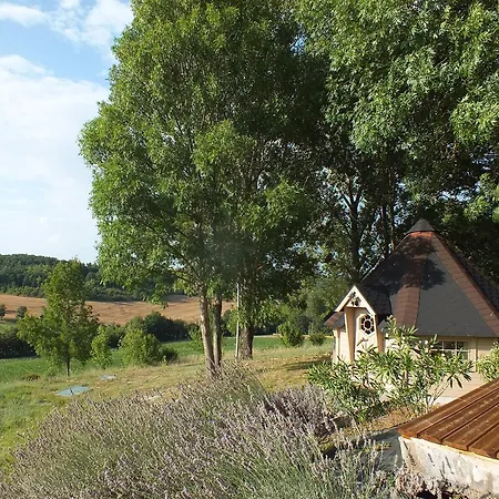 Le Hameau Saint-julien Nyaraló Engayrac